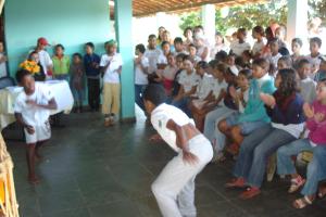 Alunos do Projeto Aroeira - Capoeira.